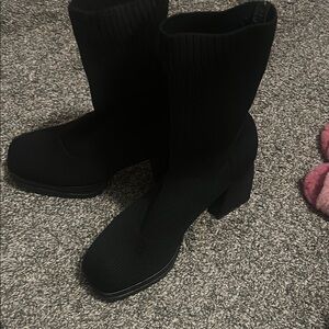 Elegant Black Heeled Boots for Women